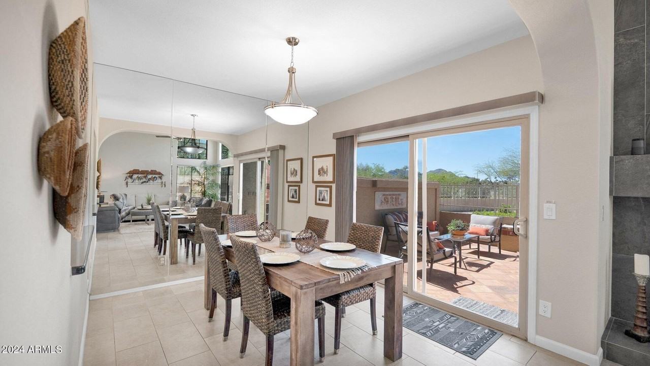 7708 E Pepper Tree Ln - Photo 7 of 37