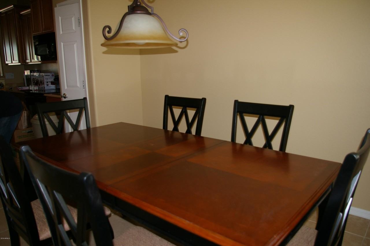 6566 W Mockingbird Ct - Photo 6 of 27