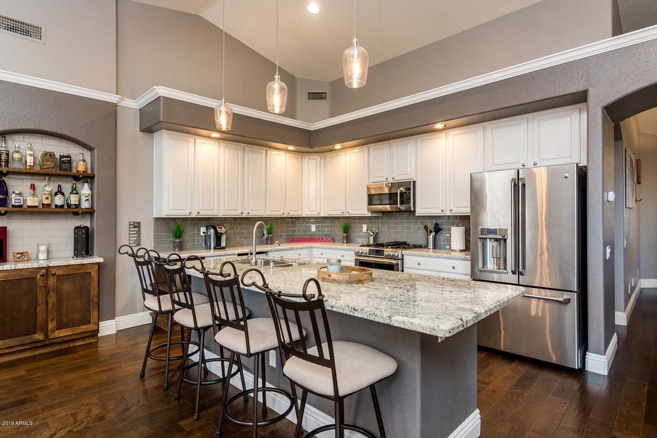 1471 West Bartlett Way - Photo 6 of 36