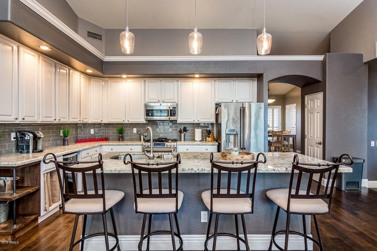 1471 West Bartlett Way - Photo 7 of 36