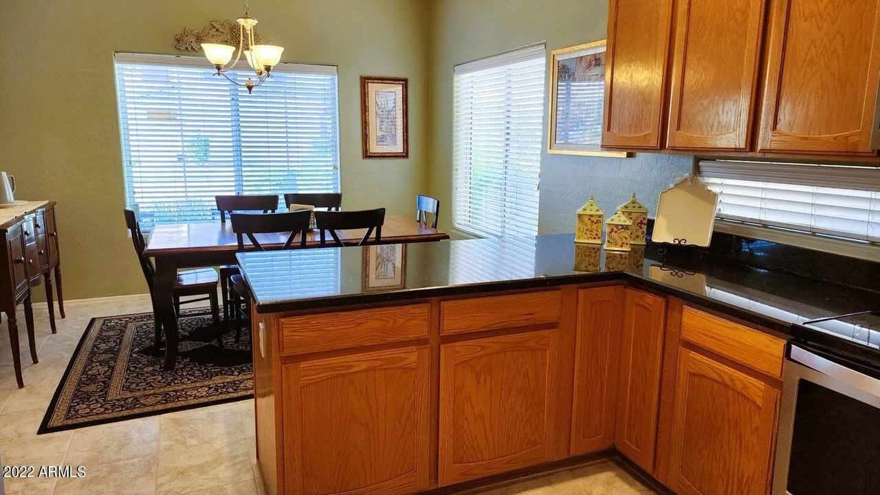 2225 Bel Air Lane - Photo 4 of 28