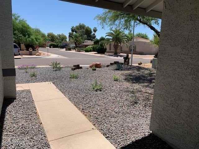 6032 N 77th Pl - Photo 5 of 25