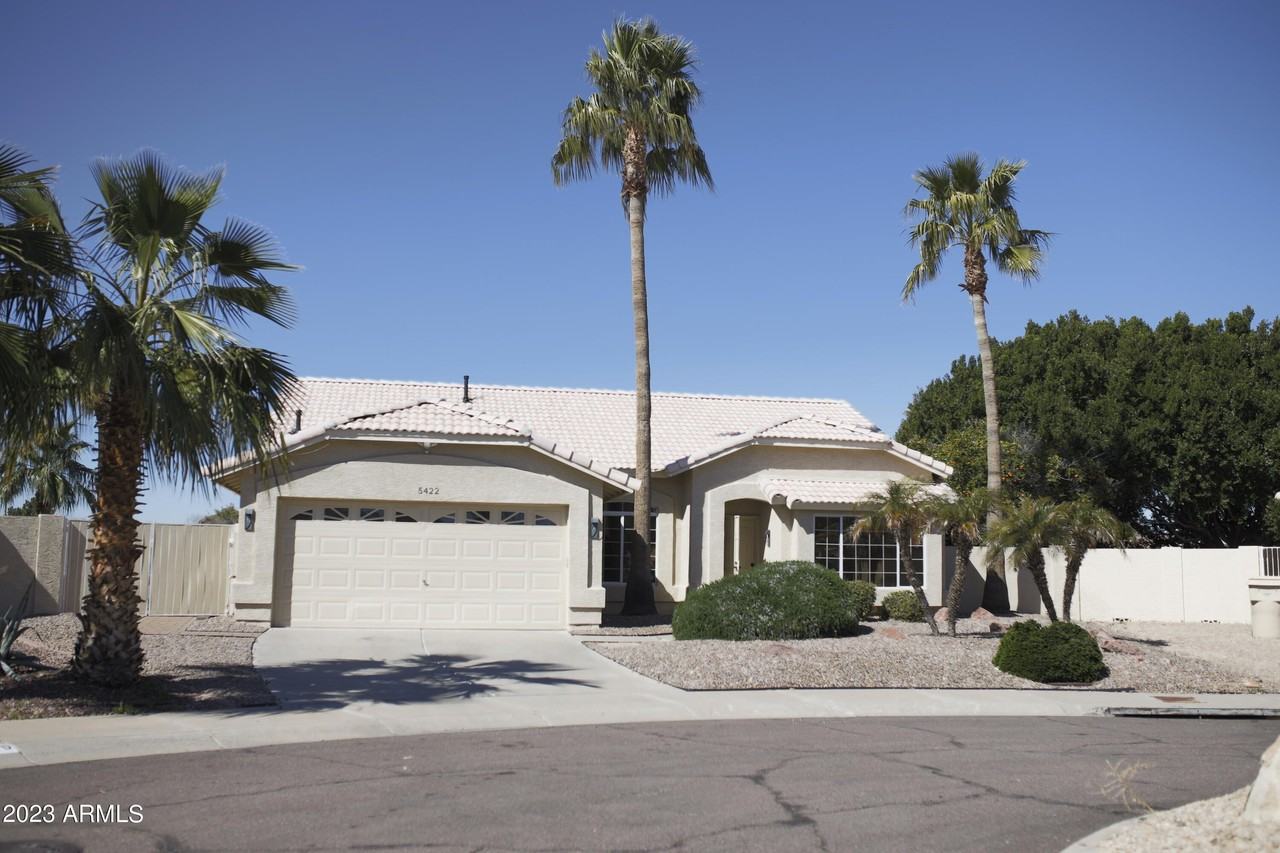 5422 West Pontiac Drive - Photo 3 of 50