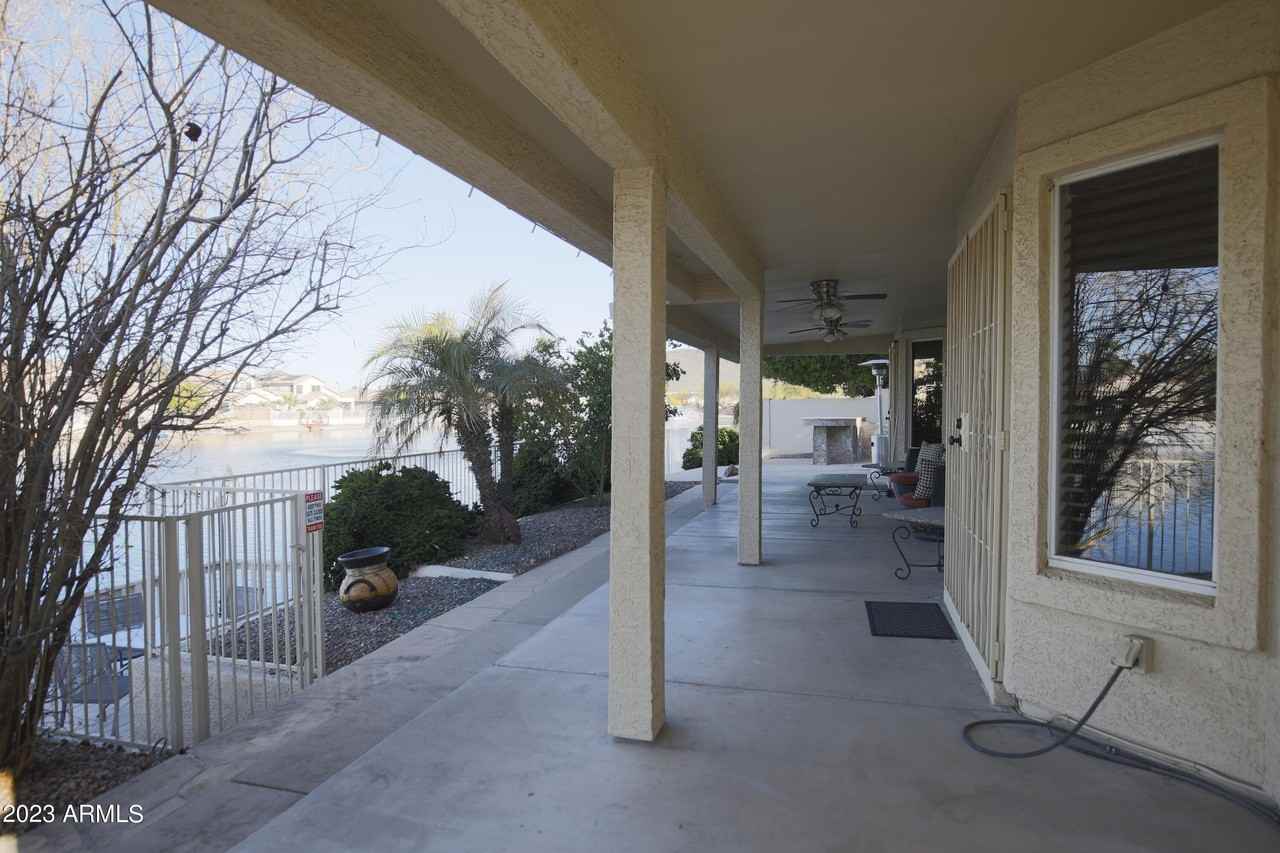 5422 West Pontiac Drive - Photo 6 of 50