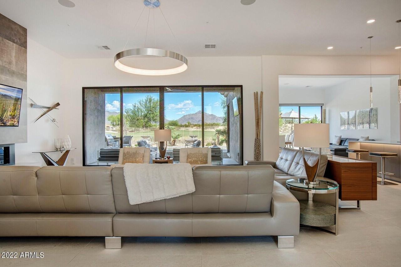 19823 North 83rd Place - Photo 4 of 50