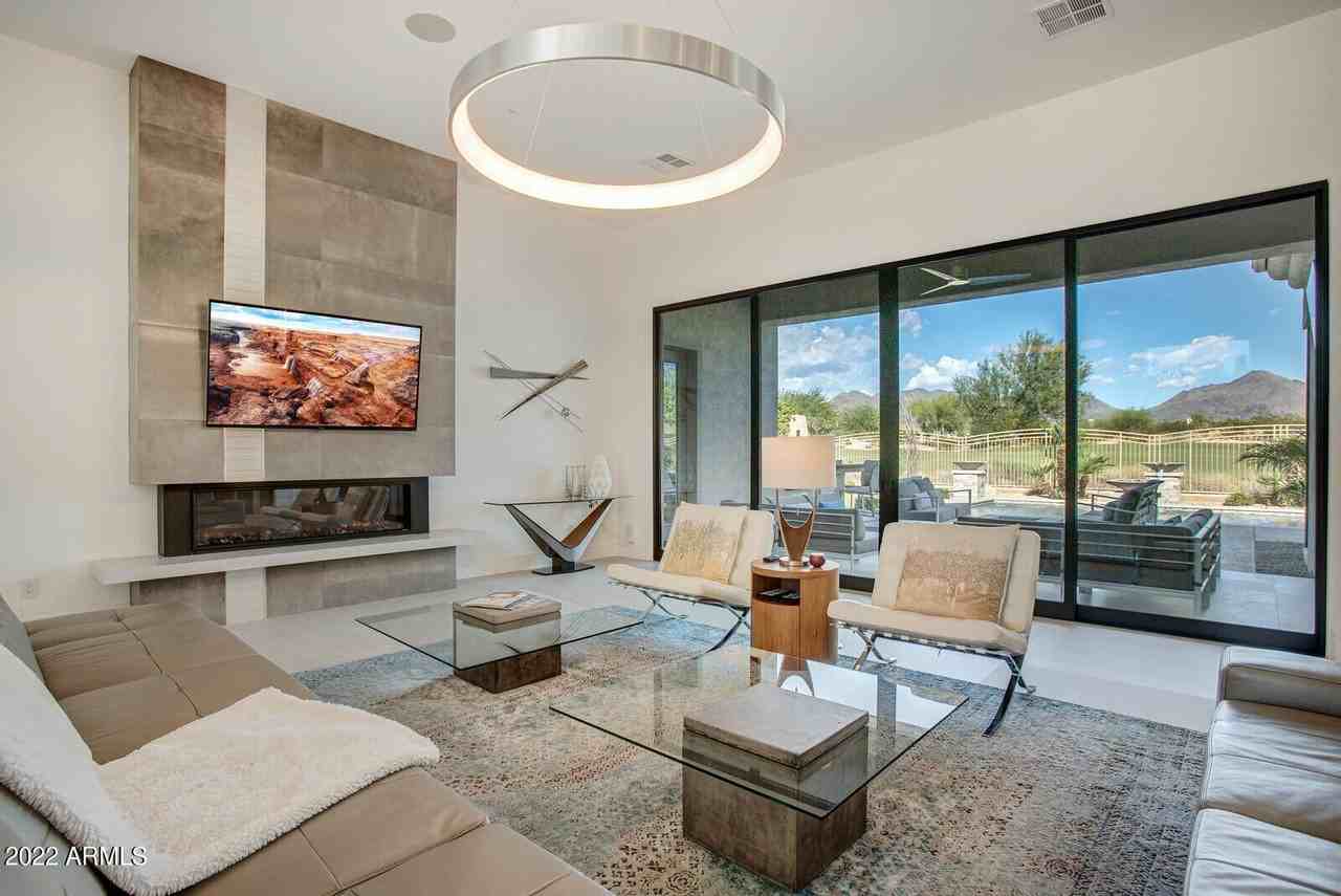 19823 North 83rd Place - Photo 5 of 50