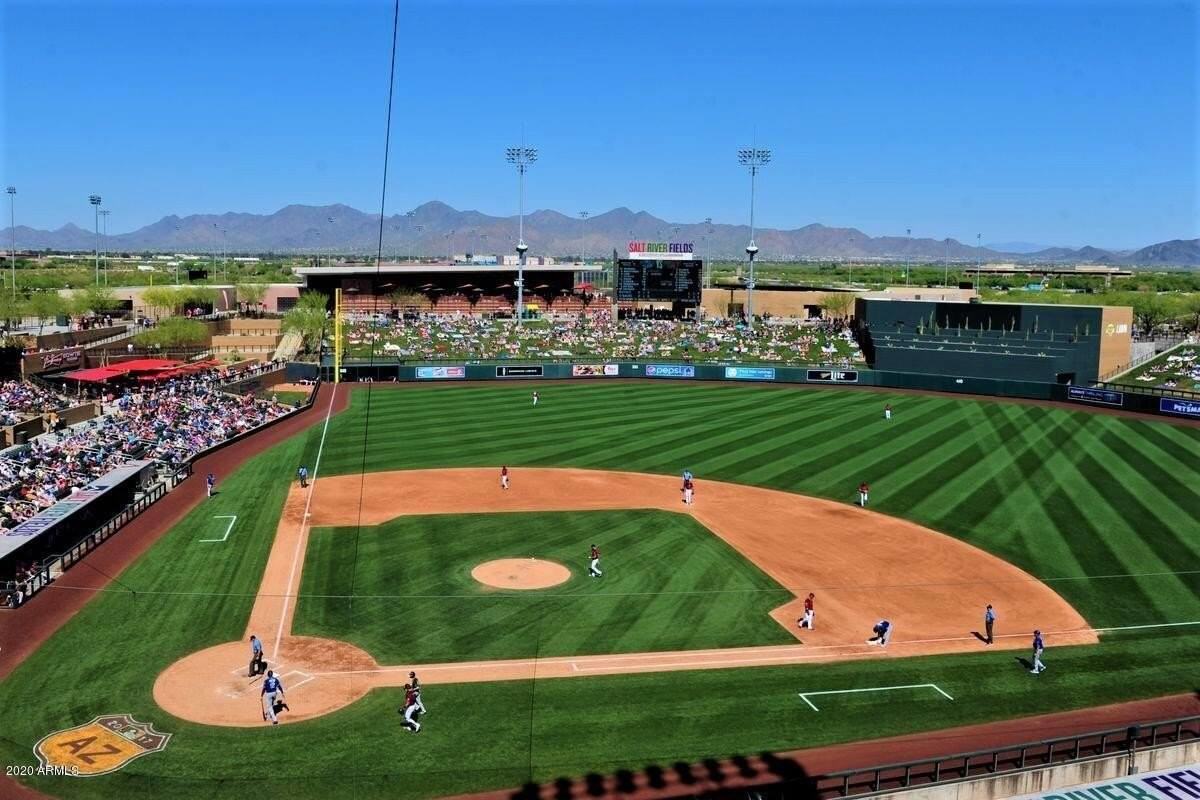 3327 East Loma Vista Street - Photo 4 of 40