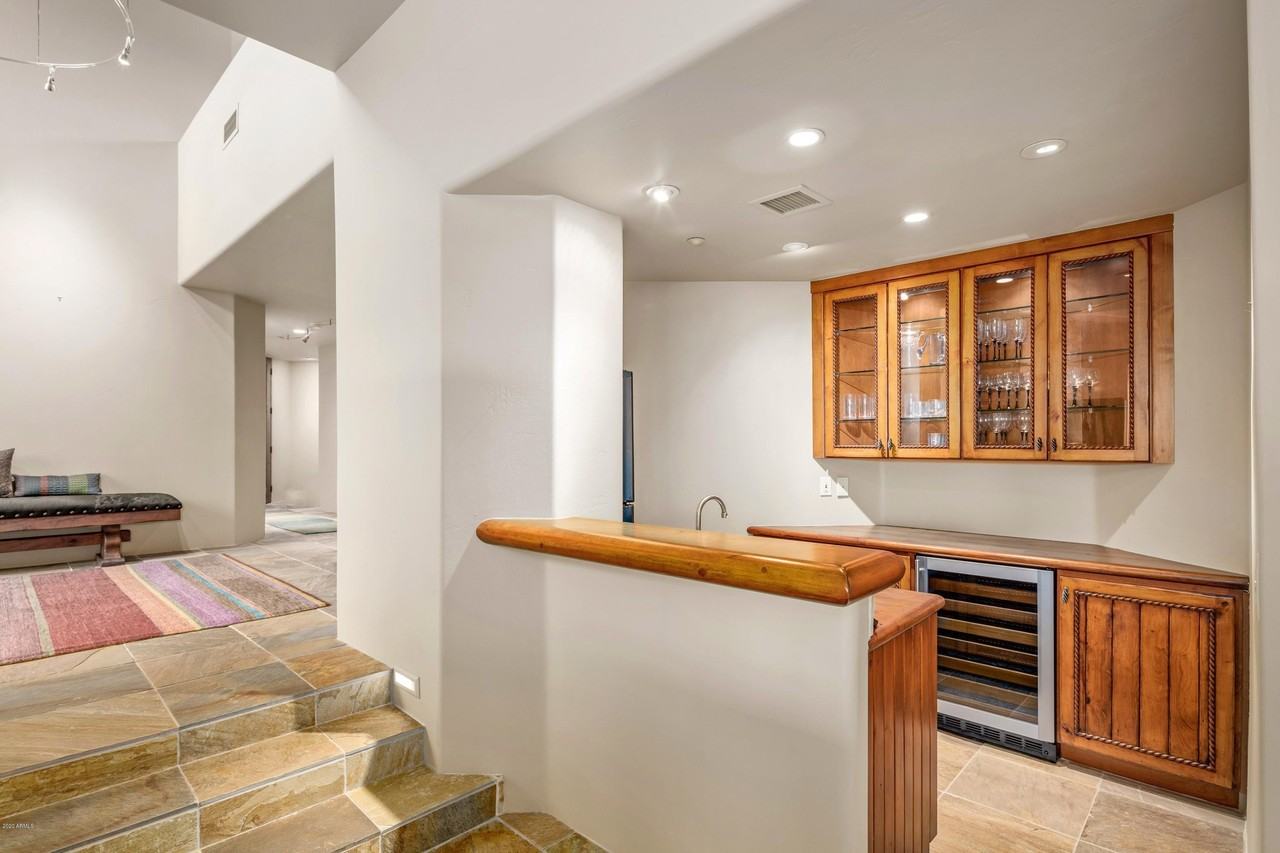 10191 E Filaree Ln - Photo 7 of 45