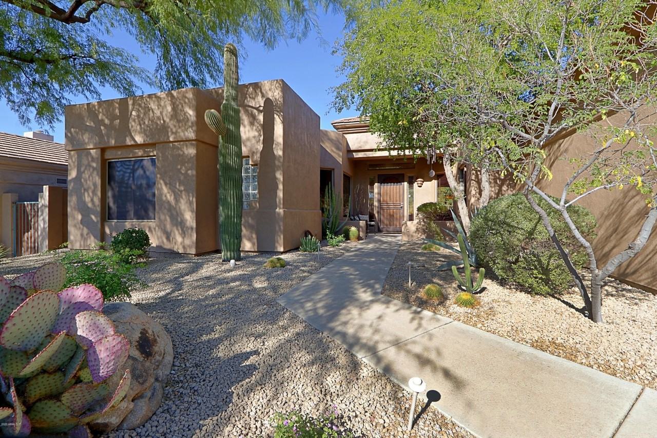 6894 E Thirsty Cactus Ln - Photo 3 of 50