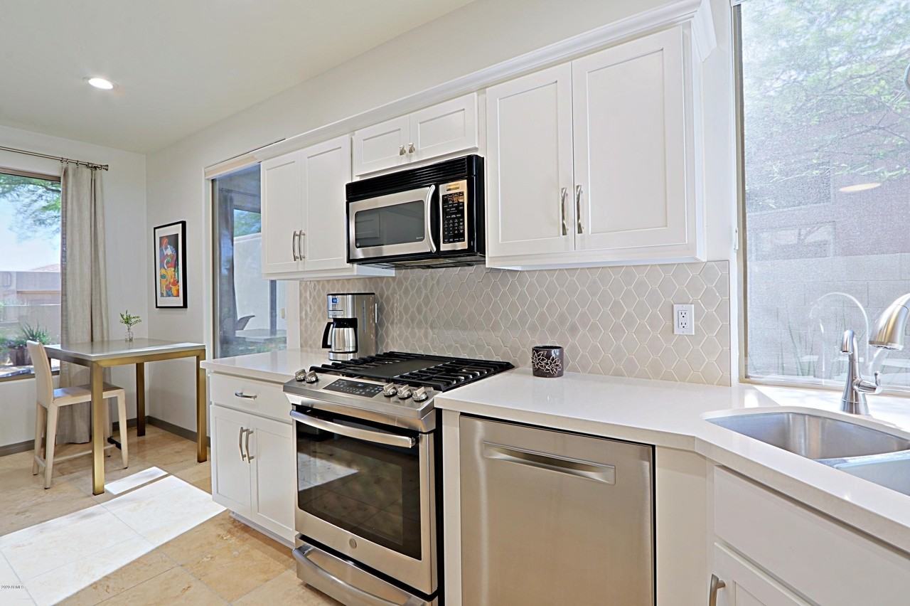 7122 East Aloe Vera Drive - Photo 6 of 50