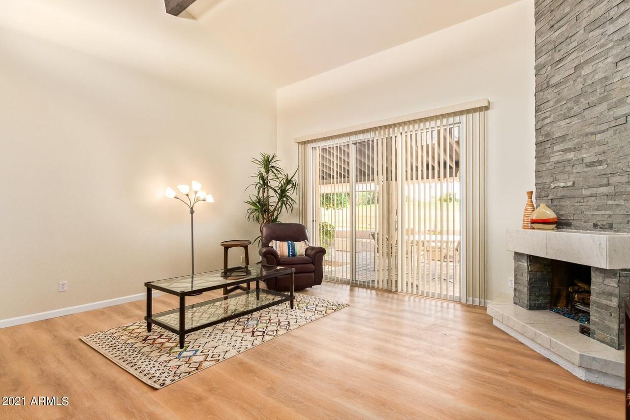 26232 North Bravo Lane - Photo 4 of 41