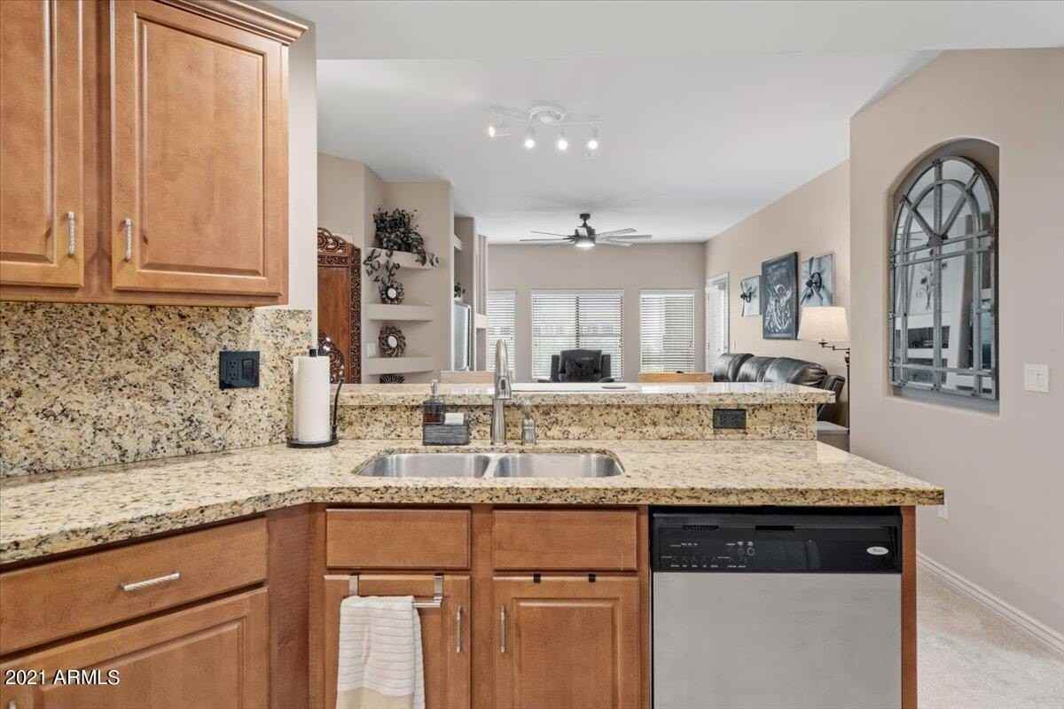 5350 E Deer Valley Dr #3403 - Photo 6 of 40