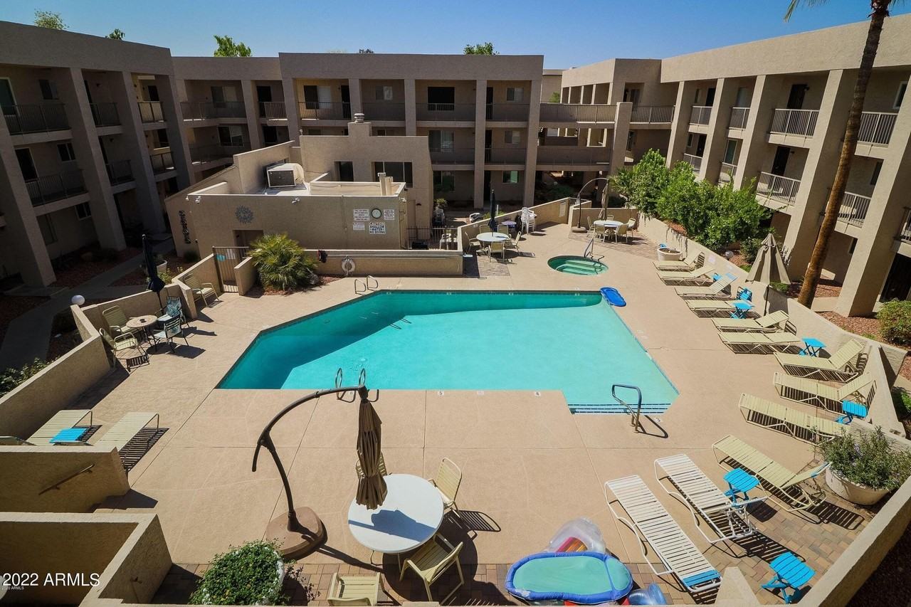 7474 East Earll Drive #309 - Photo 3 of 19