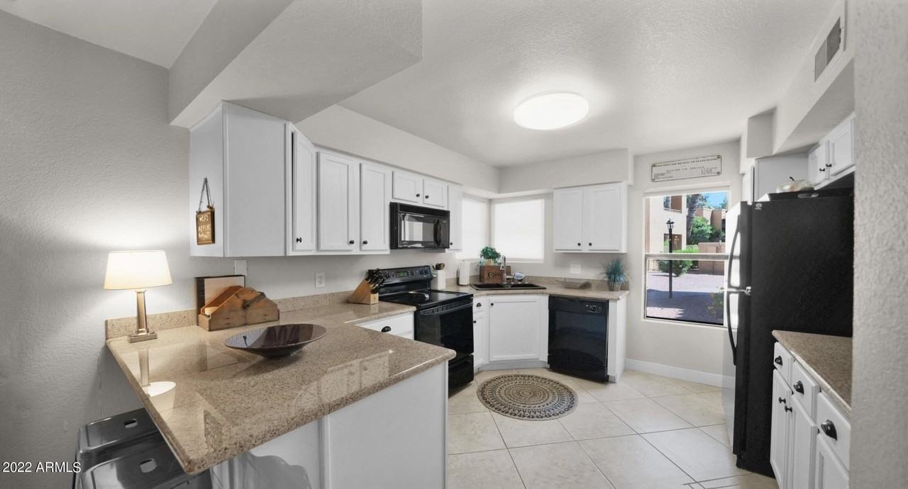 8787 E Mountain View Rd #1055 - Photo 7 of 21