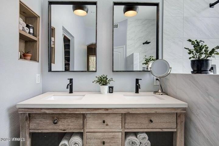 7314 E Gallego Ln - Photo 4 of 36