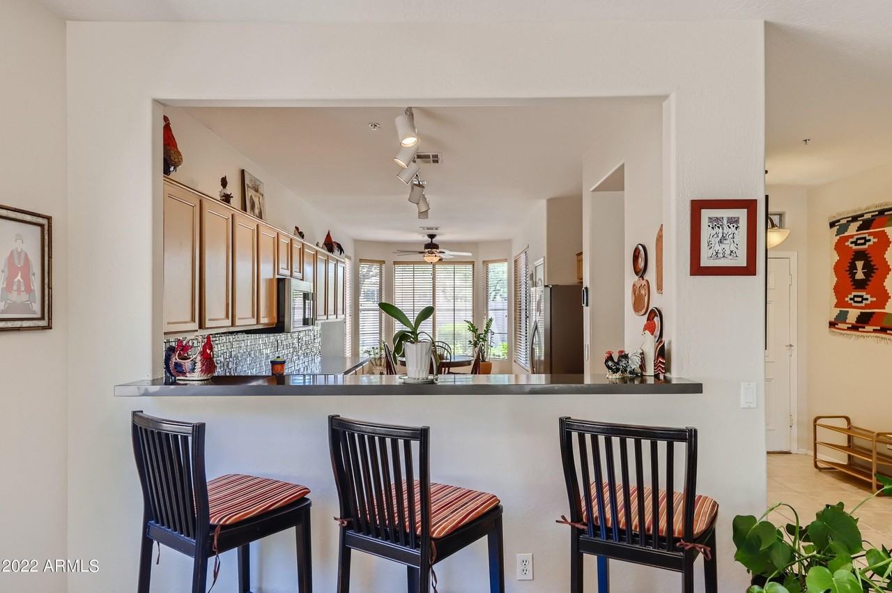 24616 N 72nd Pl - Photo 5 of 28