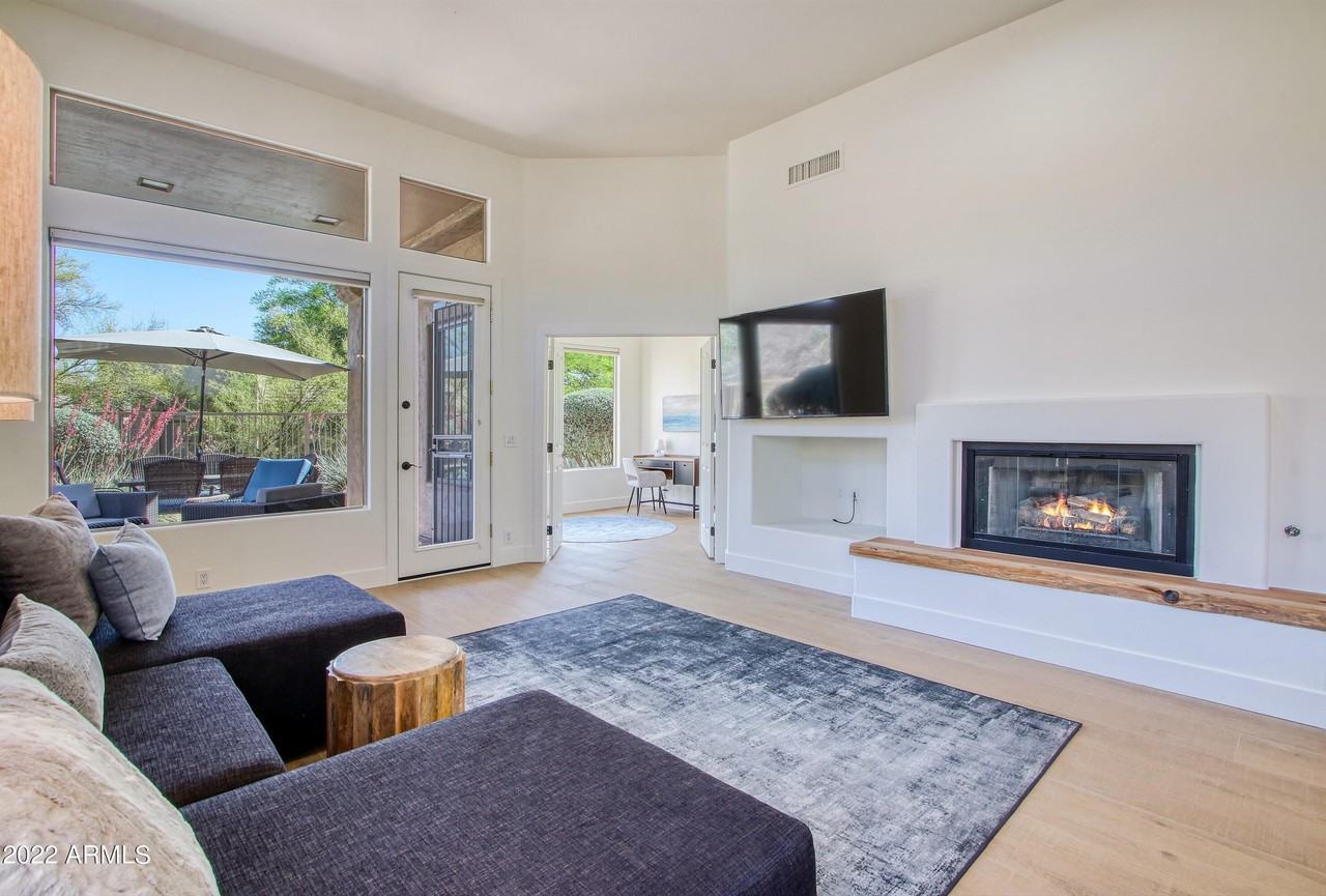 6951 Hibiscus Way - Photo 7 of 50