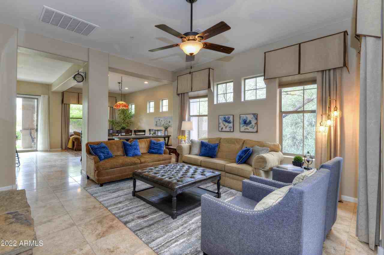 9257 East Mohawk Lane - Photo 4 of 28