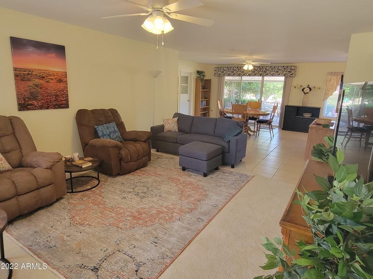 9714 Hawthorn Court - Photo 4 of 22