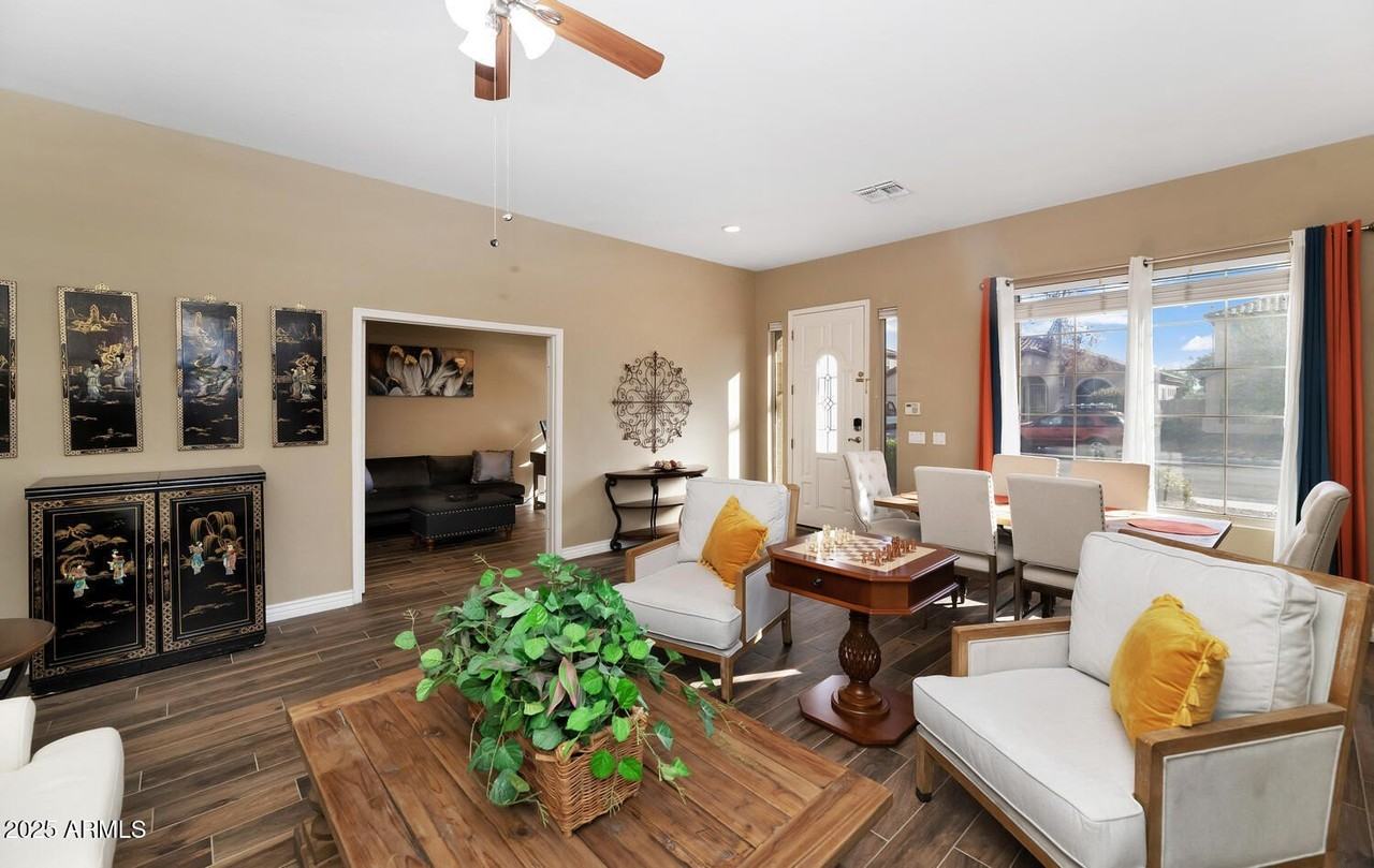 540 North Scott Drive - Photo 5 of 33