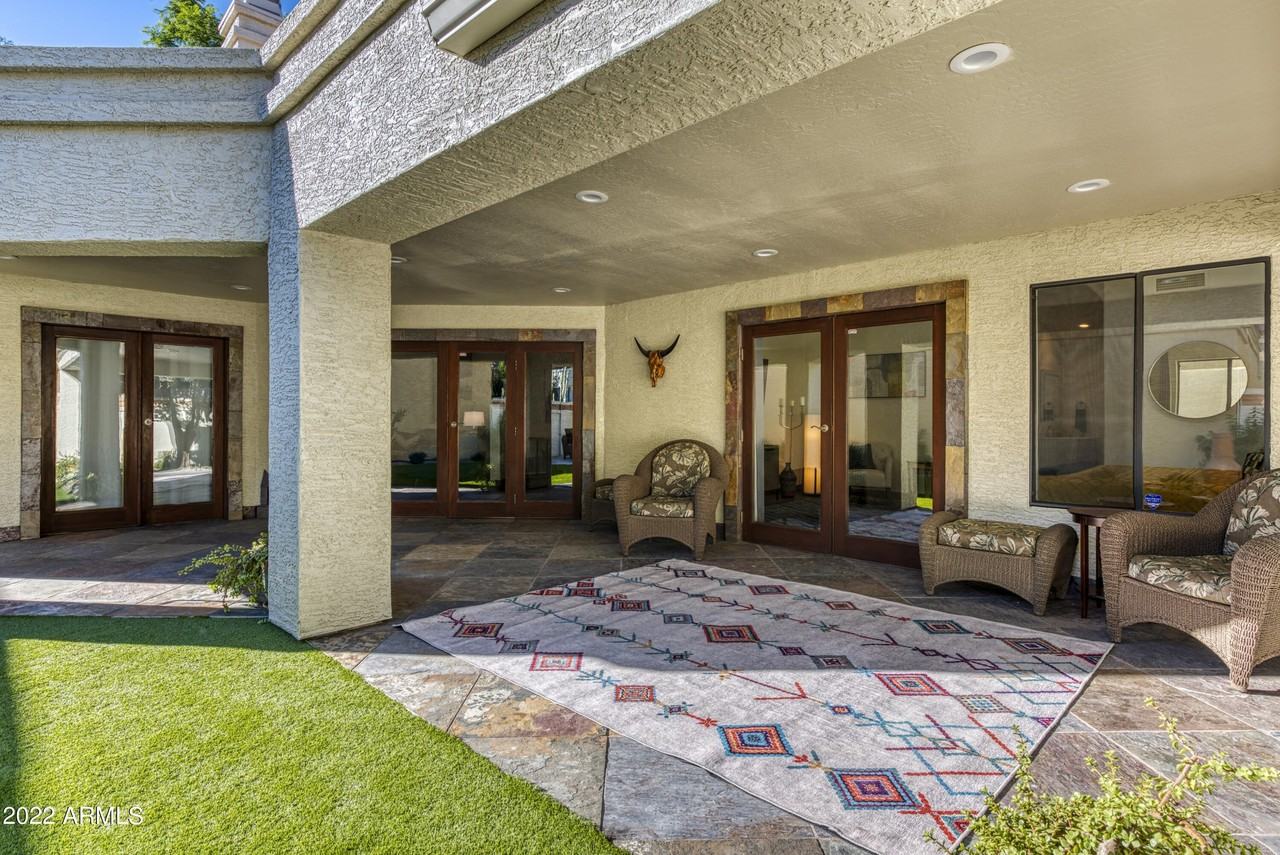 8756 East Mustang Trail - Photo 2 of 42