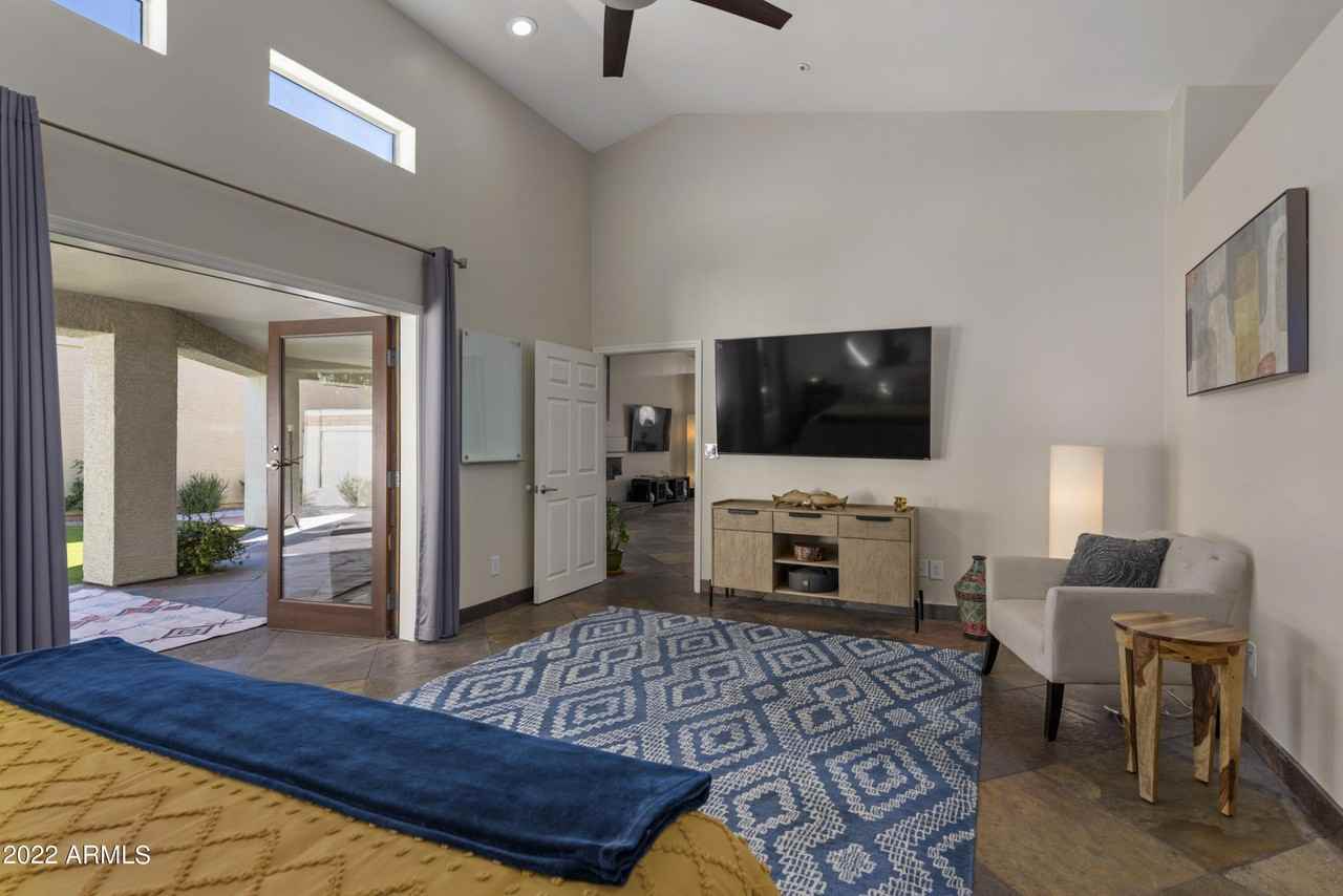 8756 East Mustang Trail - Photo 7 of 42