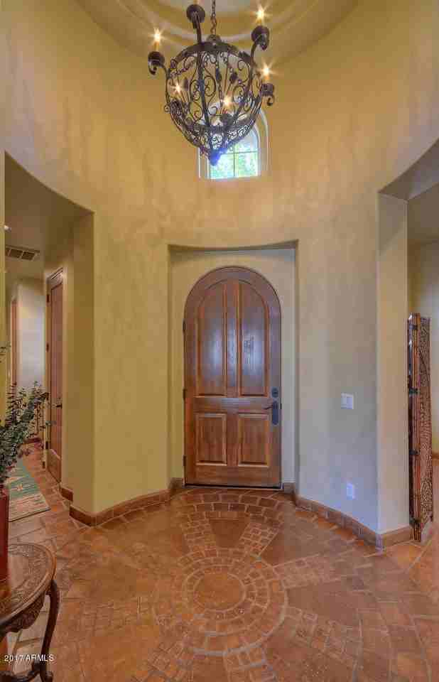 8890 Flathorn Drive - Photo 7 of 25