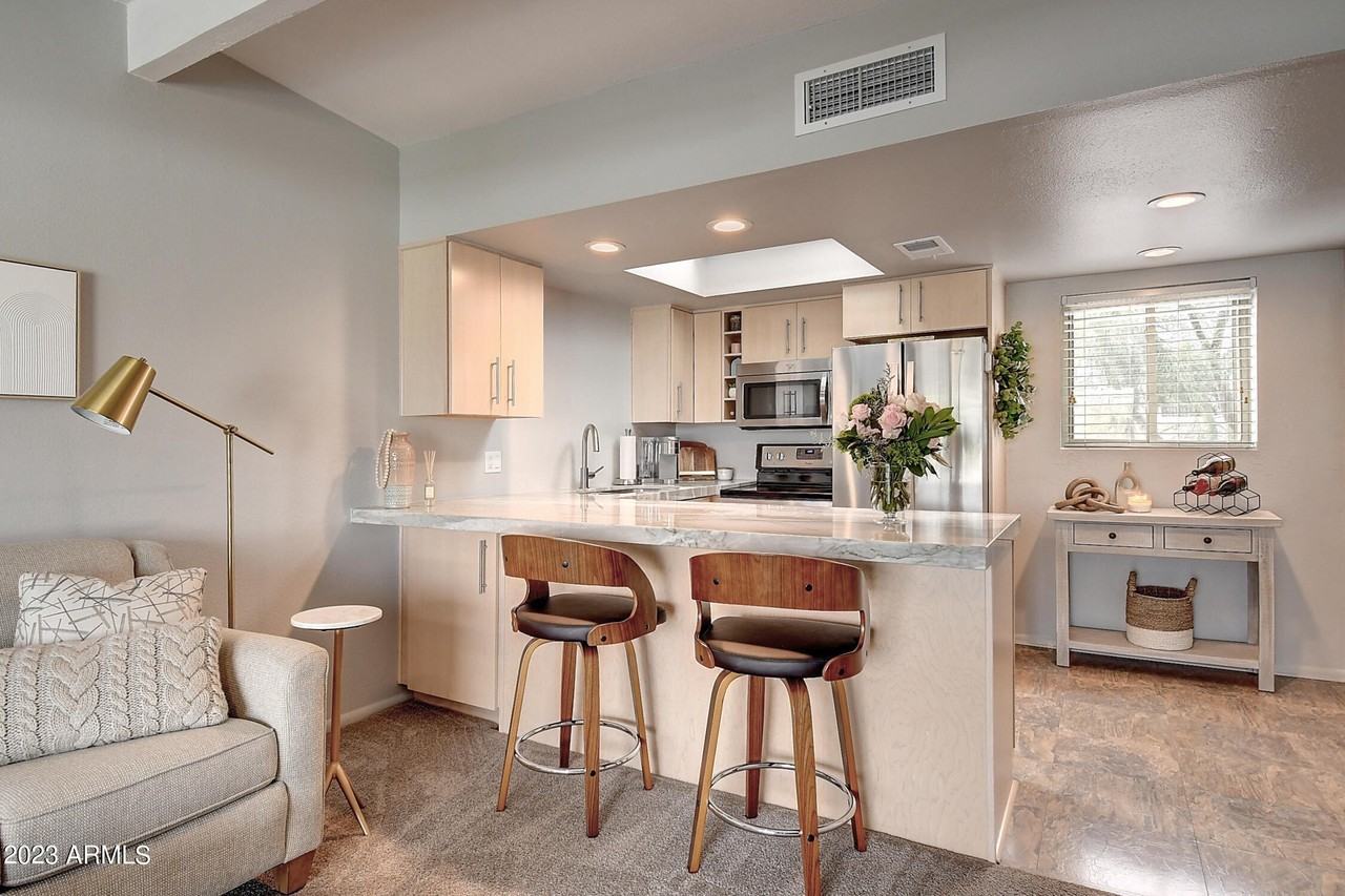 16807 East Gunsight Drive #B14 - Photo 5 of 15