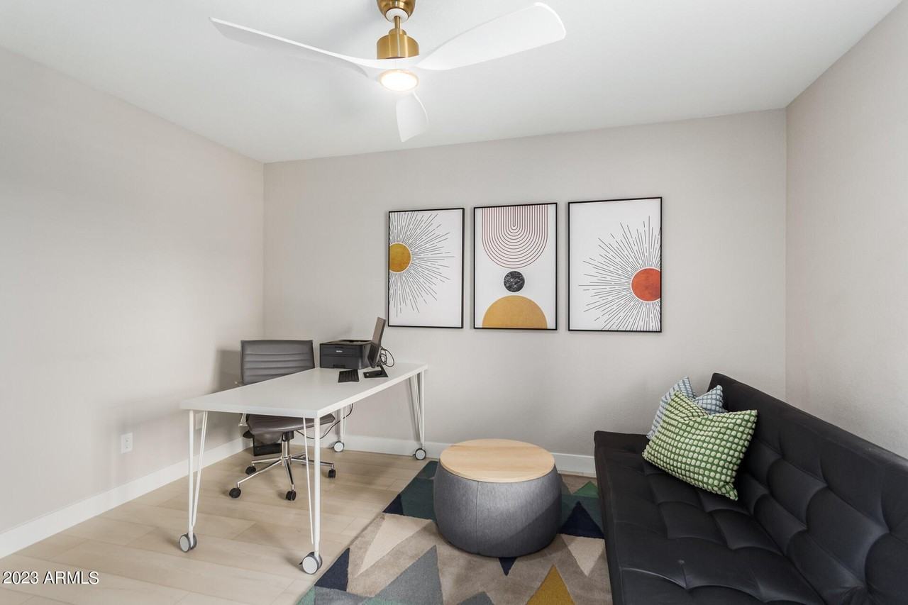 8820 West Kings Avenue - Photo 7 of 34