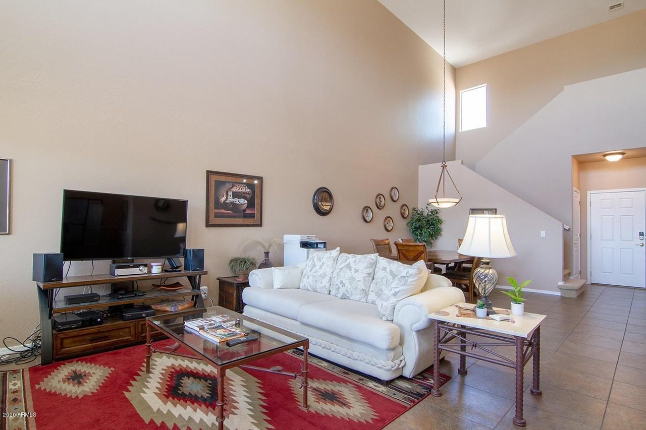 11725 Desert Vista #109 - Photo 4 of 28