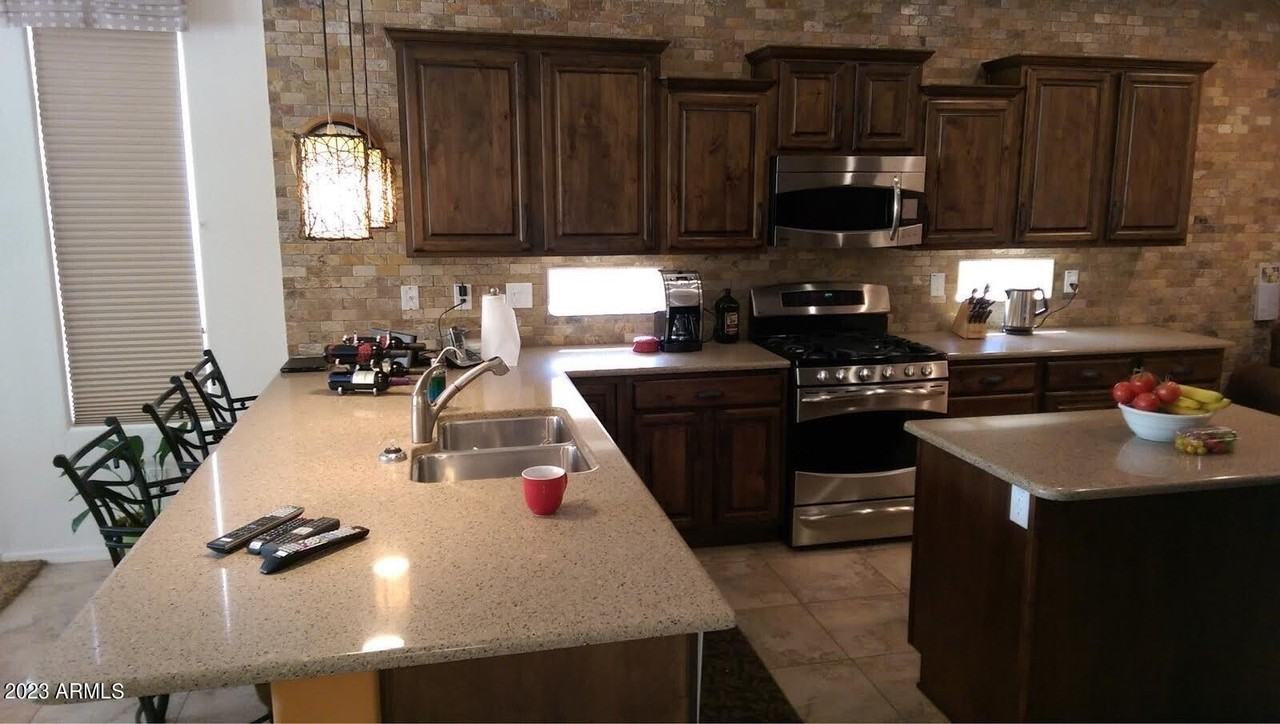 12968 Yellow Bird Lane - Photo 6 of 31