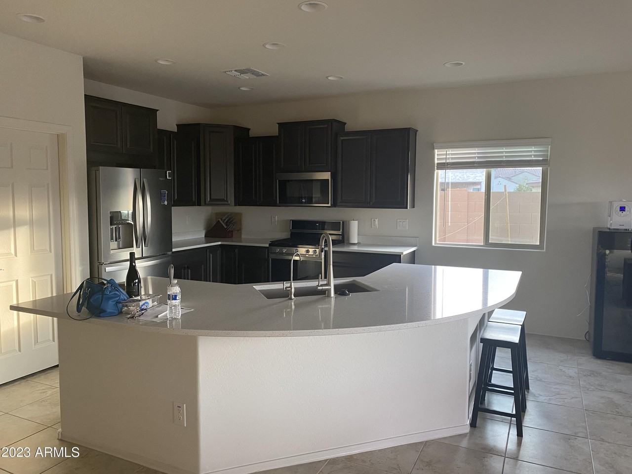 3492 N Astoria Dr - Photo 5 of 23