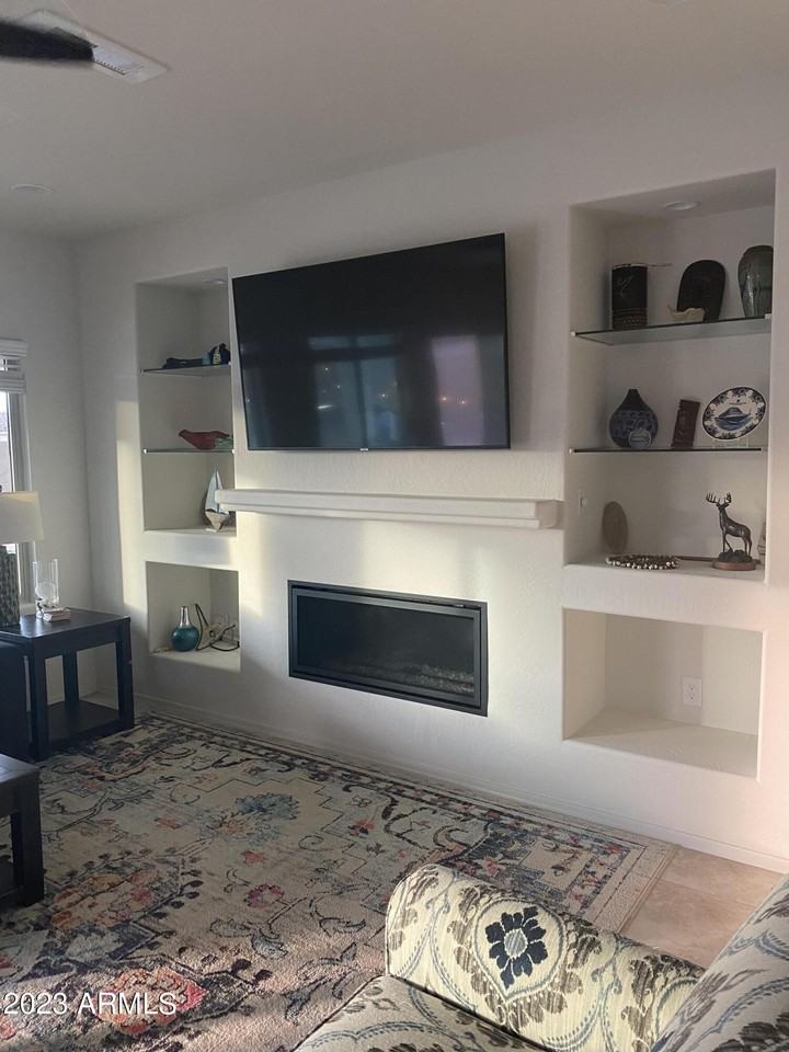 3492 N Astoria Dr - Photo 6 of 23