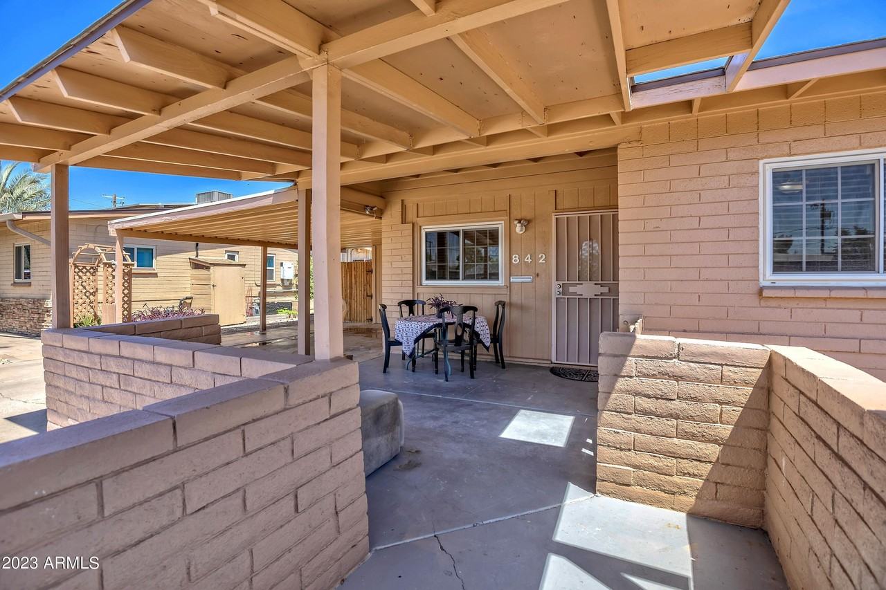 842 West Fairmount Avenue - Photo 6 of 46