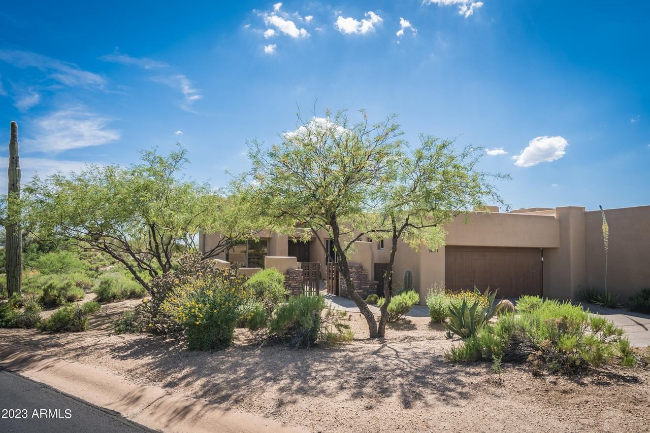 11199 Prospect Point Drive - Photo 2 of 25