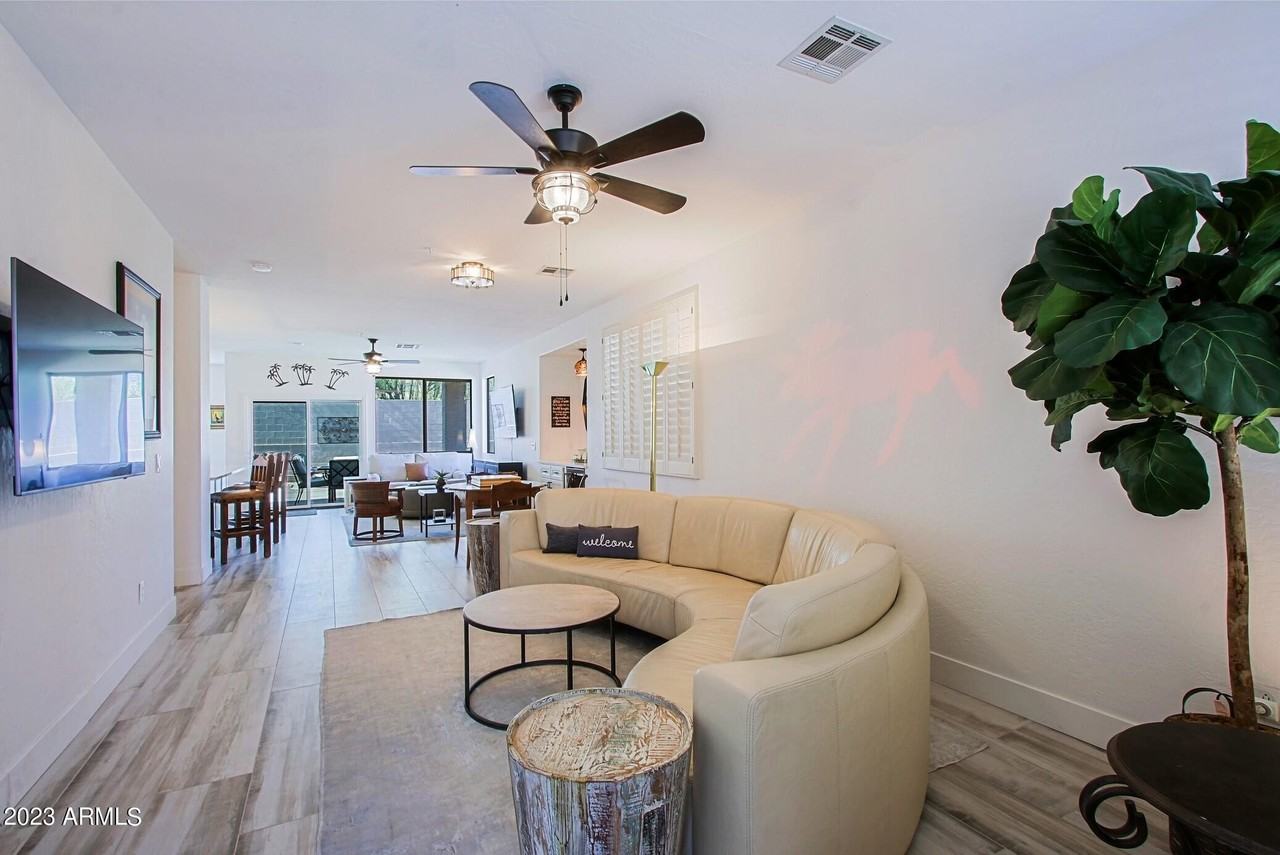 7308 East Whispering Wind Drive - Photo 5 of 49