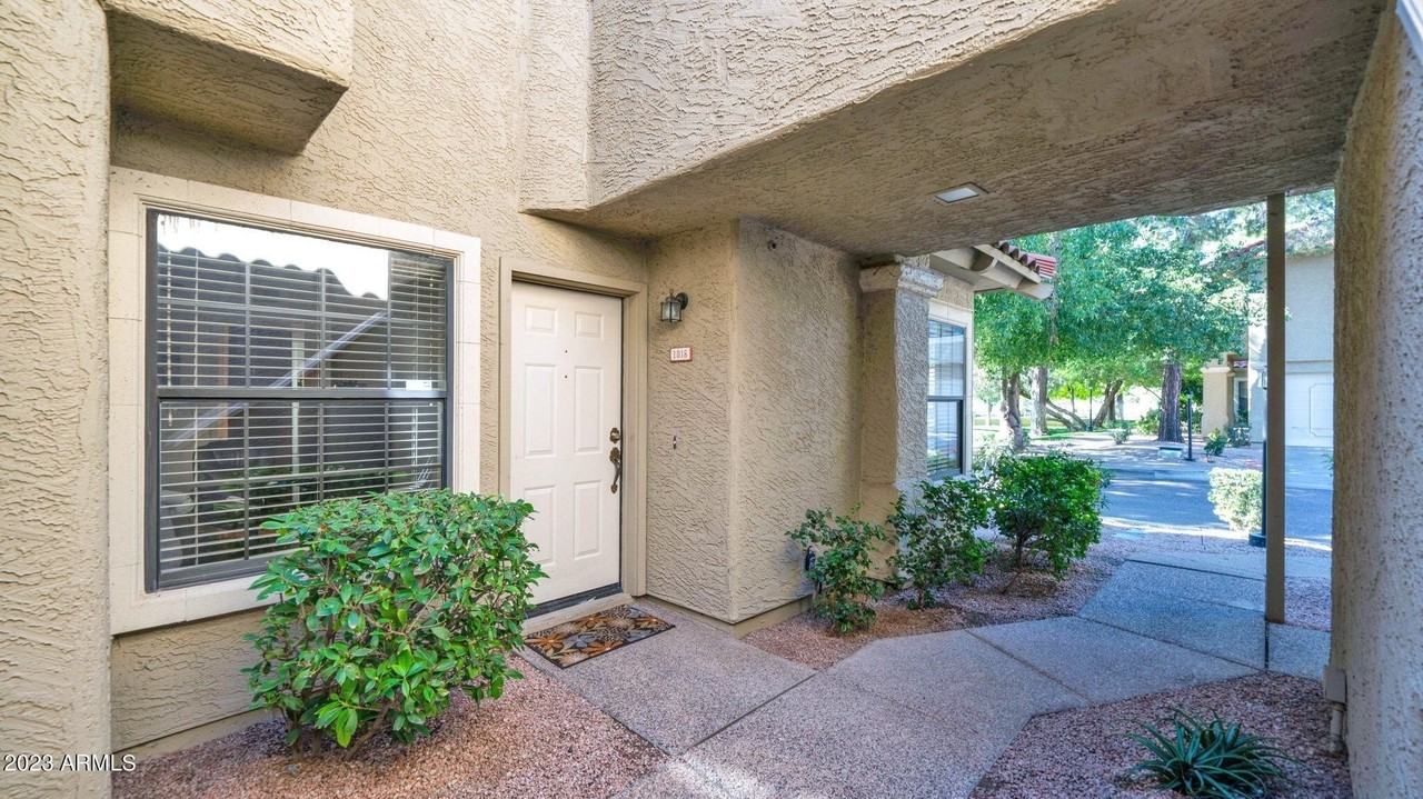 8300 E Via De Ventura Unit 1018 #1018 - Photo 2 of 31