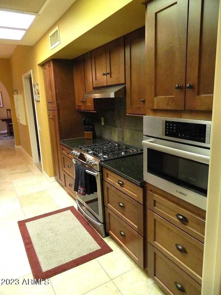 20813 147th Drive - Photo 4 of 26