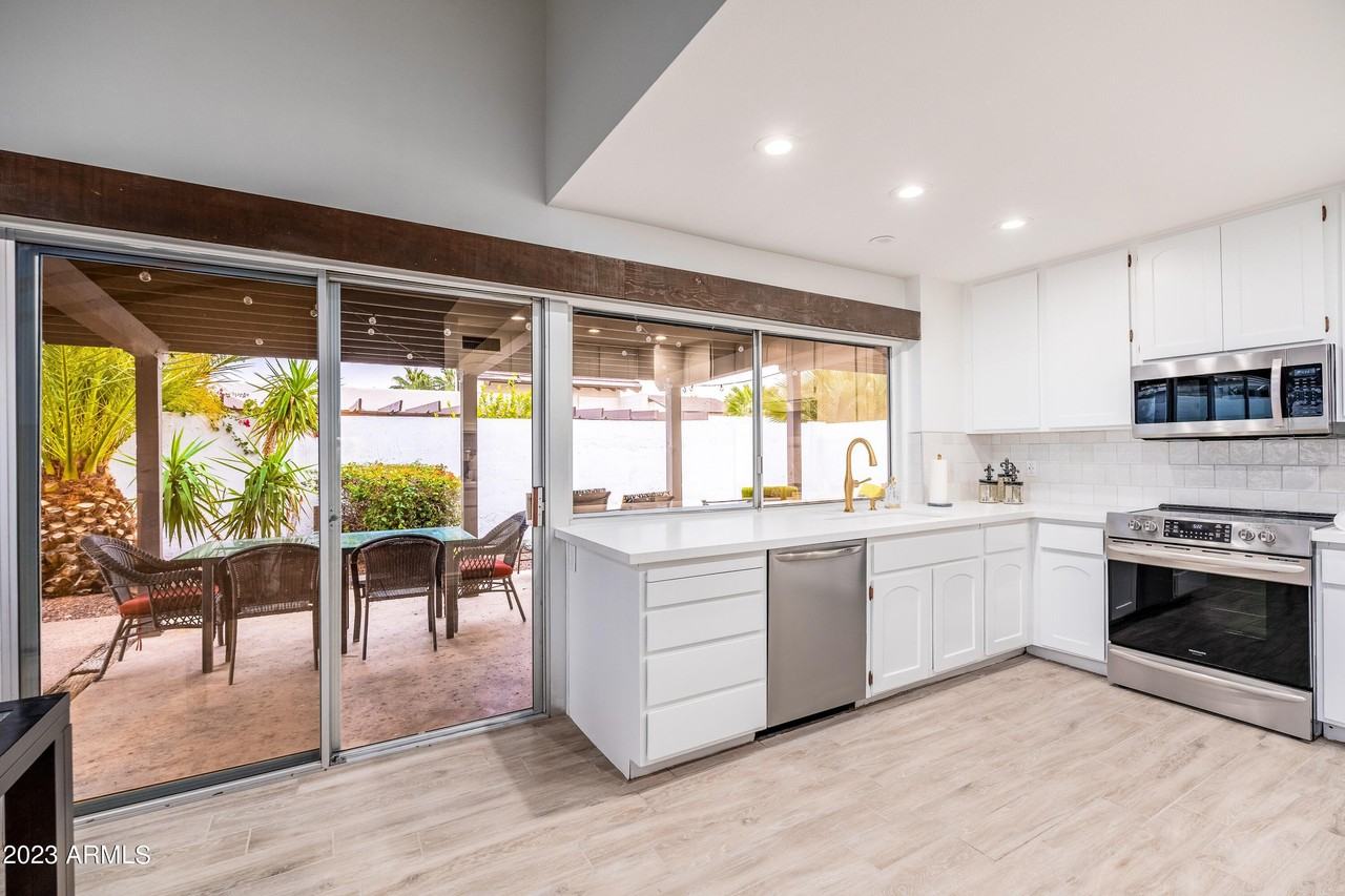 7733 East Hubbell Street - Photo 3 of 50