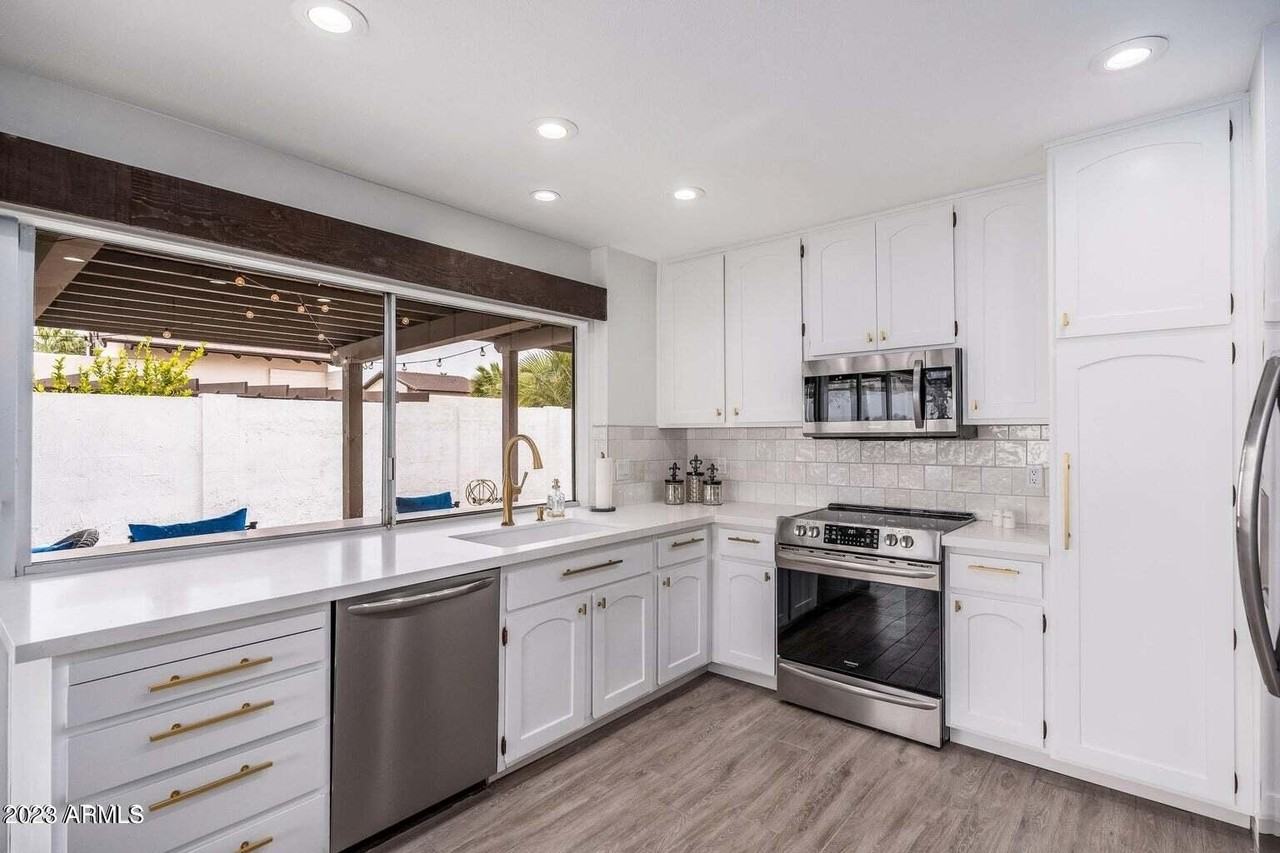 7733 East Hubbell Street - Photo 5 of 50