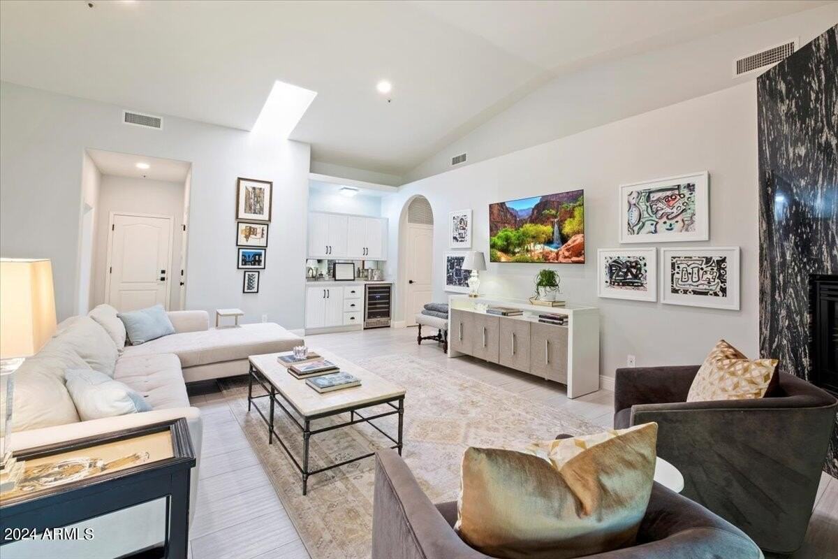 9458 East Desert Cove Avenue - Photo 5 of 26