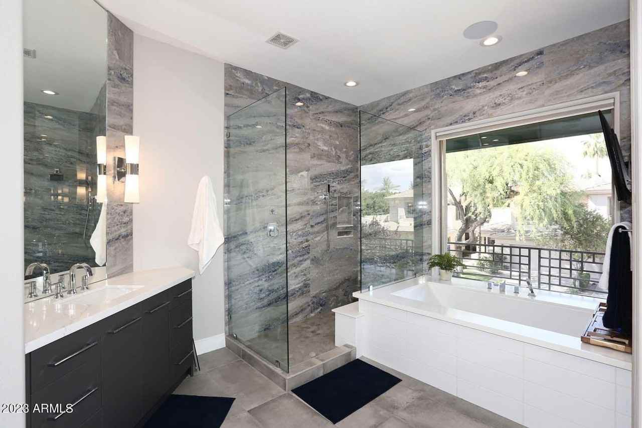 7305 E Del Acero Dr - Photo 4 of 50