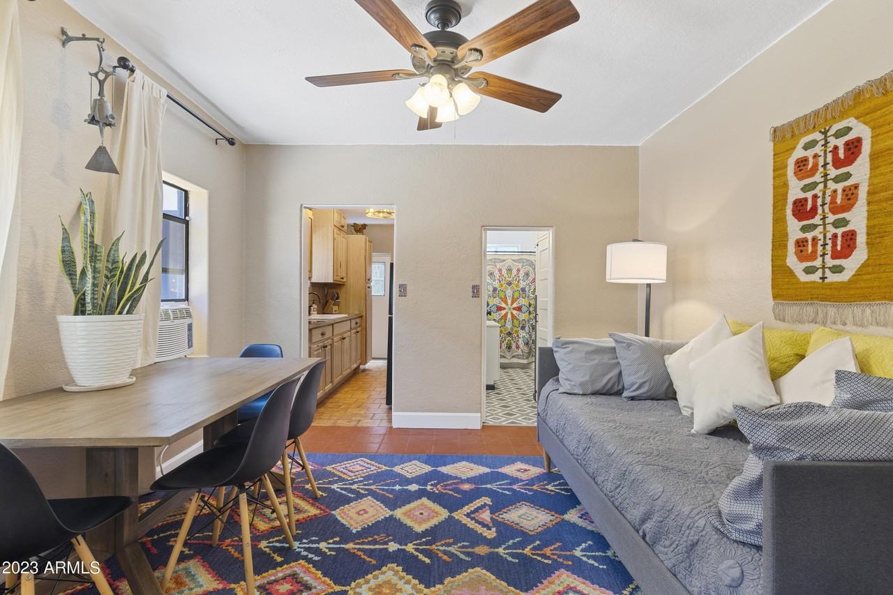 188 Adonis Avenue - Photo 7 of 31