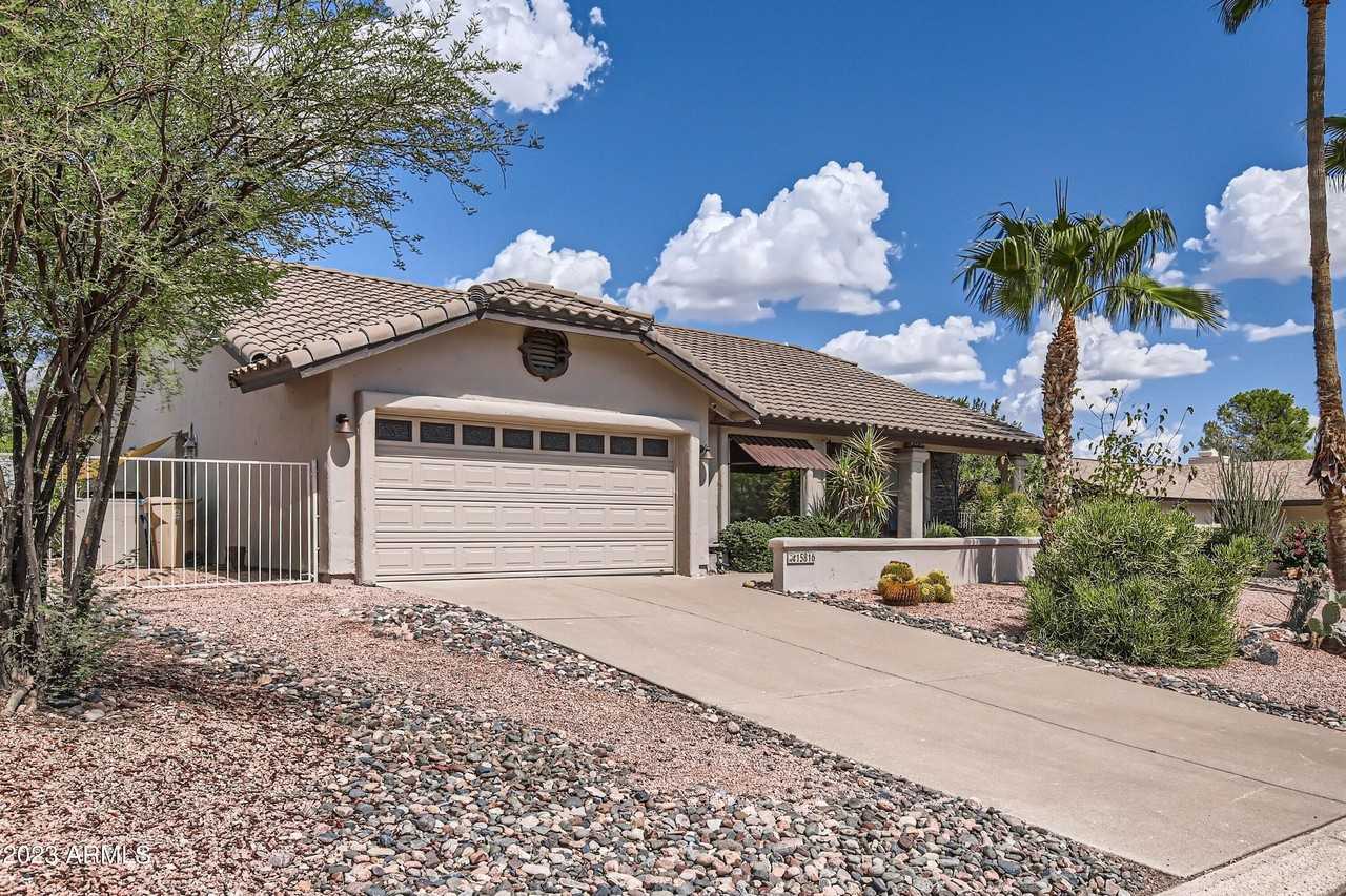 15816 E Kim Dr - Photo 2 of 24