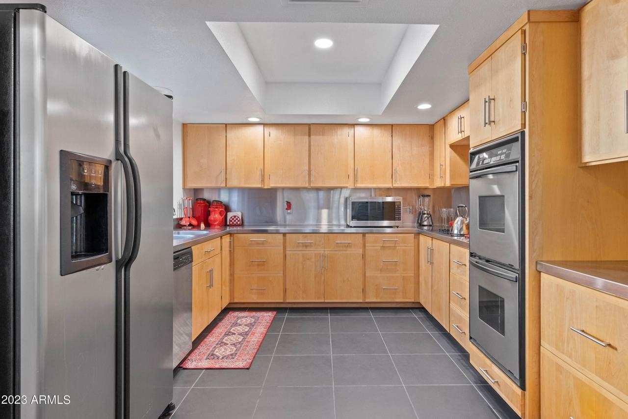 5418 North 25th Street - Photo 5 of 18