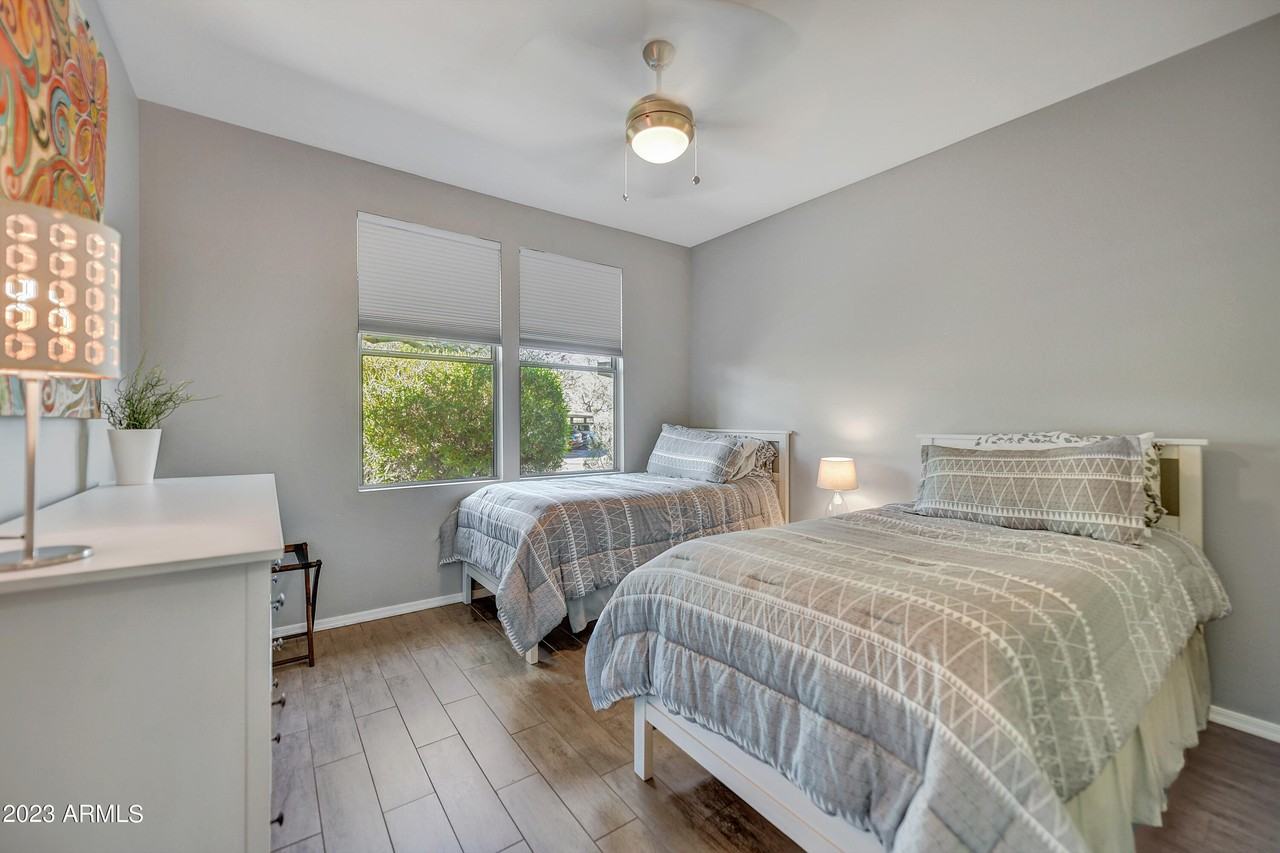 20100 N 78th Pl #1036 - Photo 4 of 16