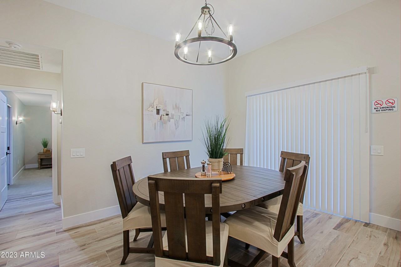 10901 West Sequoia Drive - Photo 2 of 50