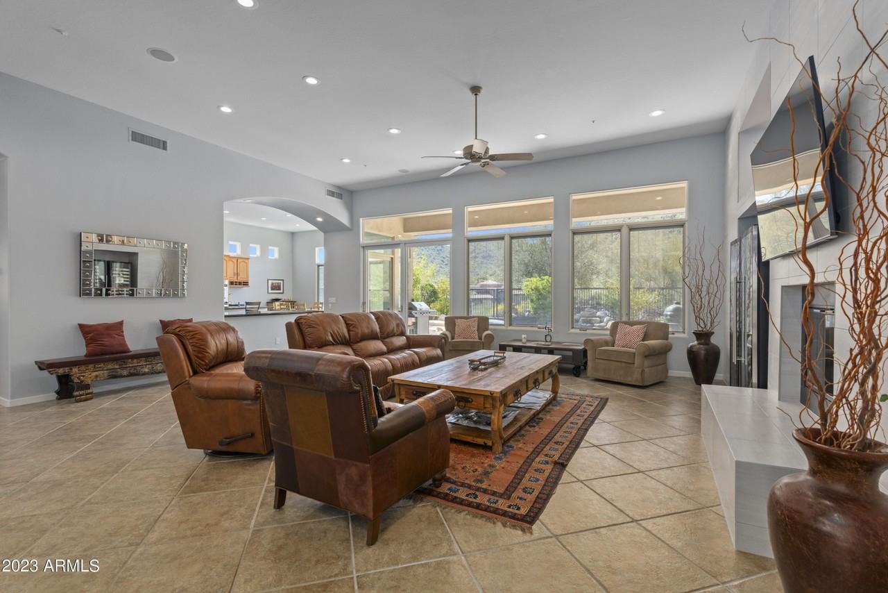 12748 145th Way - Photo 7 of 50