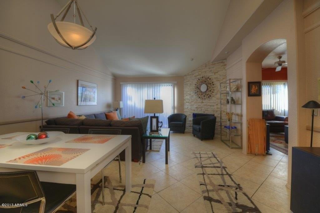 7893 E Joshua Tree Ln - Photo 6 of 17