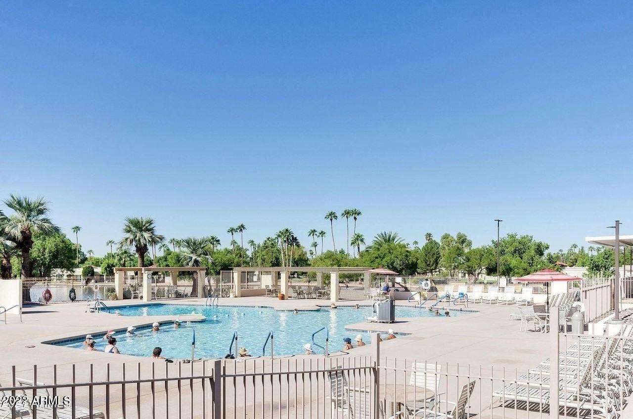 1149 Firefly Avenue - Photo 4 of 47